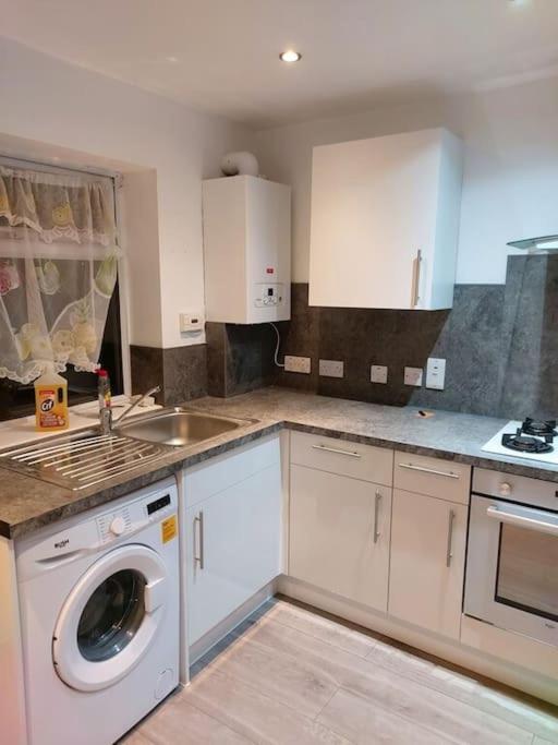 Home Away Barking Barking  Esterno foto
