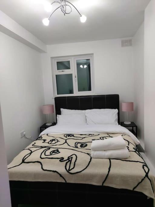 Home Away Barking Barking  Esterno foto