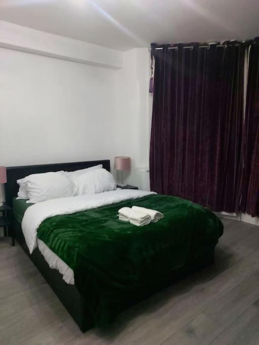 Home Away Barking Barking  Esterno foto